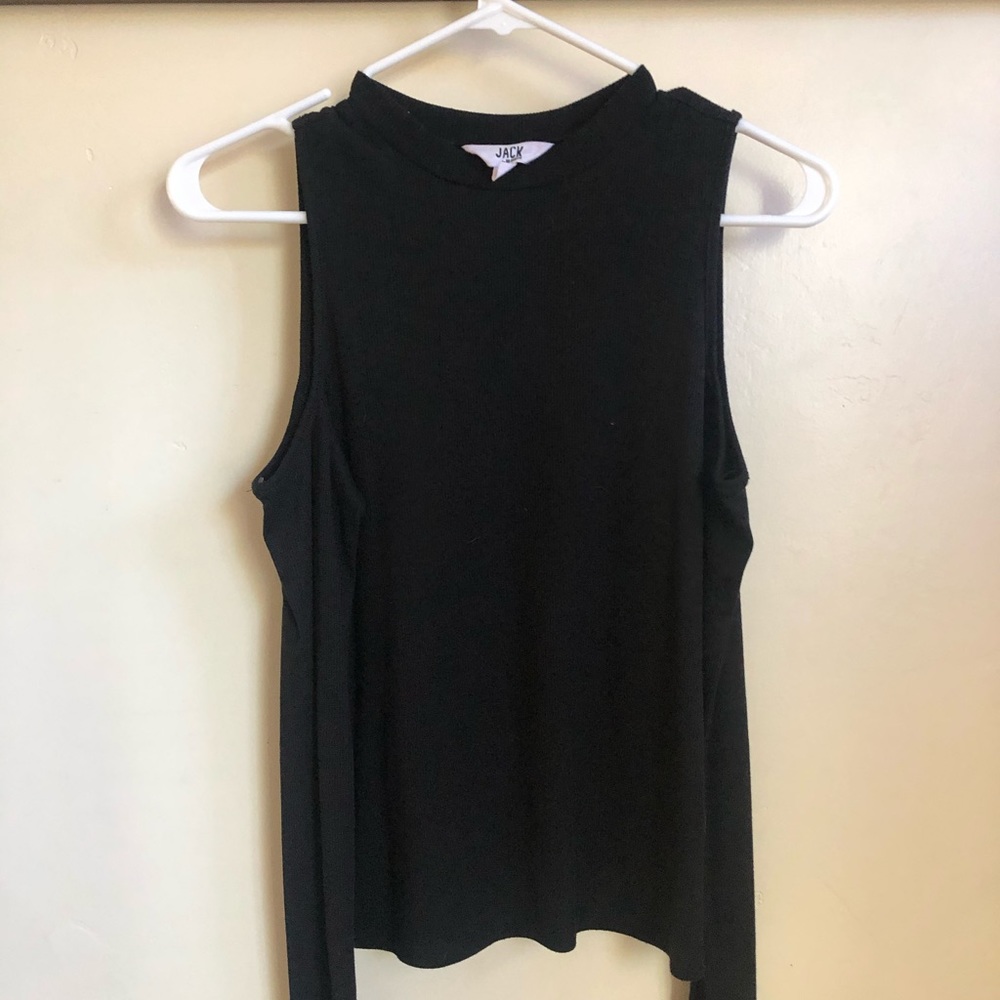 Cold shoulder top by BB Dakota